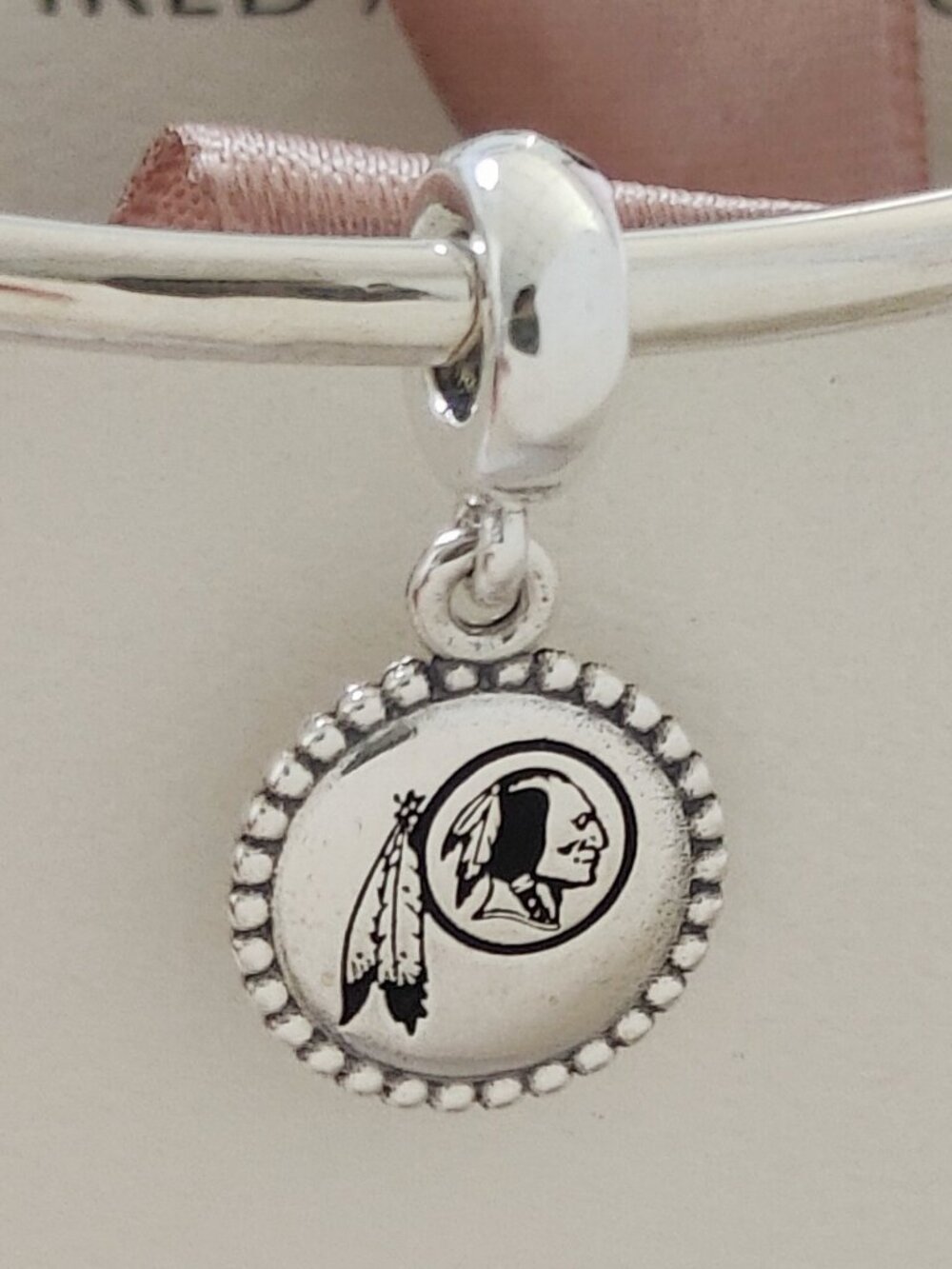 Pandora Washington Redskins Logo Exclusive Dangle Charm with box
